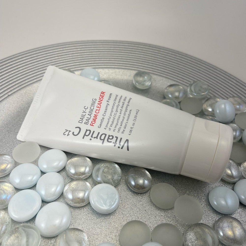 VITABRID C12 - Daily C Balancing Foaming Cleanser